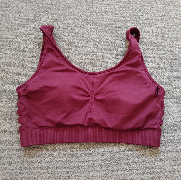 Fabletics Harper maroon slashed ribbed sports bra - Picture 7 of 7
